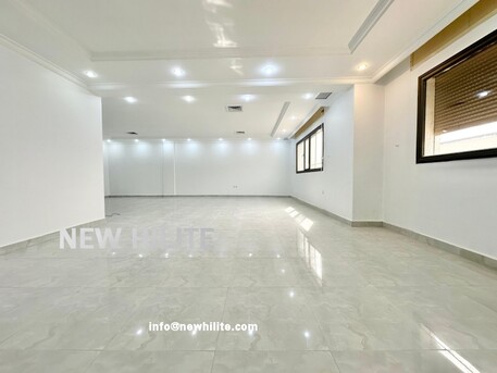 Kuwait City, Villas, KWD 600,  Spacious 4-Bedroom Floor For Rent In Salwa