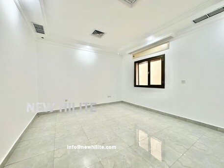Kuwait City, Villas, KWD 600,  Spacious 4-Bedroom Floor For Rent In Salwa