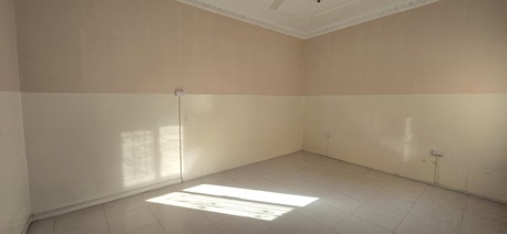 West Riffa, Apartments/Houses, BHD 180/month,  2 BR,  180 Sq. Meter,  Big 2 BHK Flat For Rent In West Riffa (Exclusive)