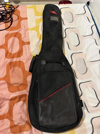 Dammam, Musical Instruments, SAR 890,  Fiery Red Electric Guitar - Stratocaster By Yamaha With Cover