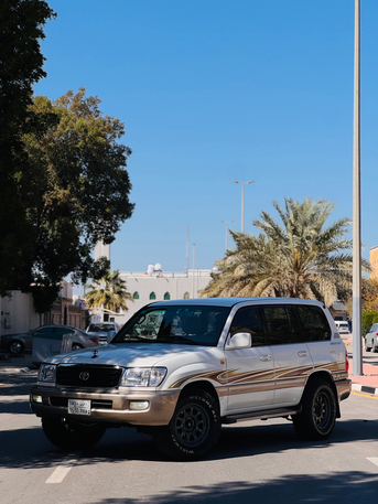 Dammam, Vehicles, Cars & Trucks , SAR 40000,  Toyota Land Cruiser,  2003,  Automatic,  421000 KM,  Land Cruiser GXR