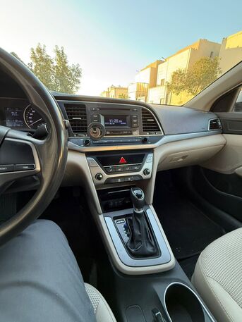 Riyadh, Vehicles, Cars & Trucks , SAR 35000,  Hyundai Elantra,  2017,  Automatic,  280000 KM,