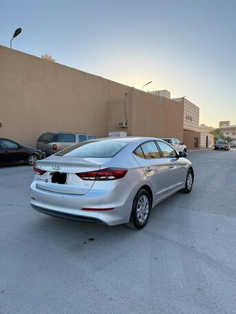 Riyadh, Vehicles, Cars & Trucks , SAR 35000,  Hyundai Elantra,  2017,  Automatic,  280000 KM,