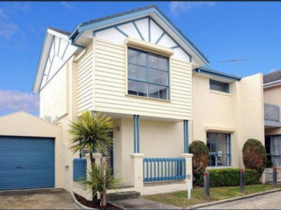 Melbourne, Industrial Machinery, Are Roller Shutters Eco-Friendly? How Roller Shutters Reduce Your Carbon Footprint