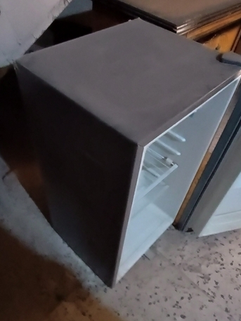 Riyadh, Appliances, SAR 160,  W Box Small Refrigerator For Sale