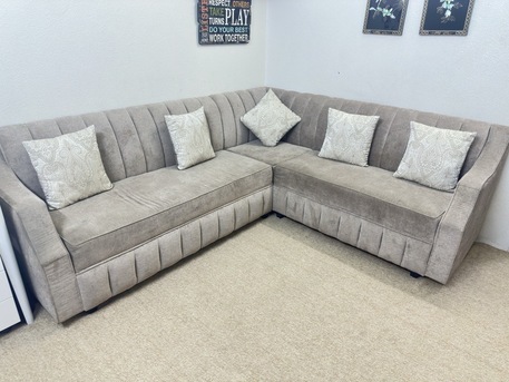 Al Malaz, Furniture, SAR 950,  L-Shape 5-Seater Sofa (Almost New)