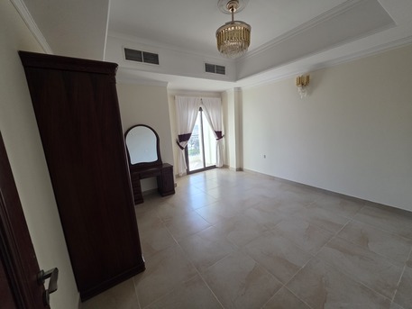 Hidd, Apartments/Houses, BHD 250/month,  Furnished,  2 BR,  BHD:-250/month SEMI FURNISHED 2BHK APARTMENT FOR RENT IN HIDD -: