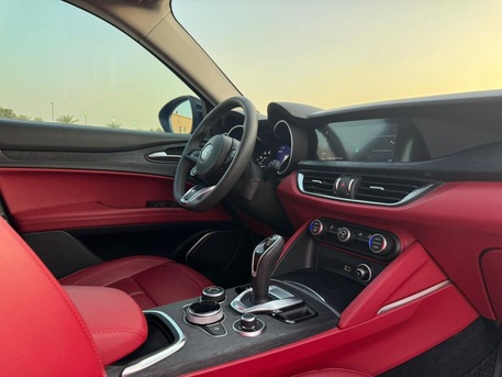 Riyadh, Vehicles, Cars & Trucks , SAR 105000,  Alfa Romeo Q4,  2020,  Automatic,  55000 KM,    Fully Loaded