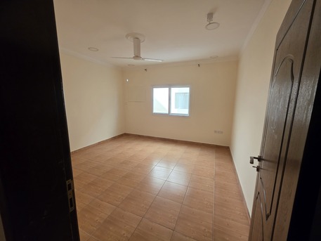 Hidd, Apartments/Houses, BHD 250/month,  3 BR,  BHD:-250/month UN FURNISHED 3BHK APARTMENT FOR RENT IN HIDD -:MUNEEB" *35041493