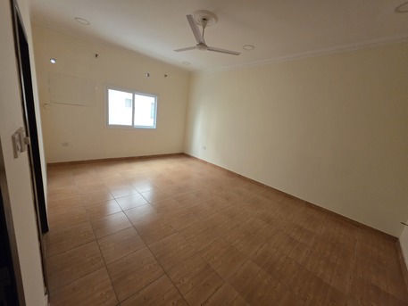 Hidd, Apartments/Houses, BHD 250/month,  3 BR,  BHD:-250/month UN FURNISHED 3BHK APARTMENT FOR RENT IN HIDD -:MUNEEB" *35041493