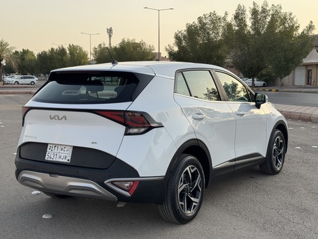 Riyadh, Vehicles, Cars & Trucks , SAR 72000,  Kia Sportage,  2023,  Automatic,  78000 KM,    4x4 In Good Condition