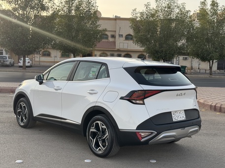 Riyadh, Vehicles, Cars & Trucks , SAR 72000,  Kia Sportage,  2023,  Automatic,  78000 KM,    4x4 In Good Condition