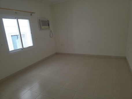 Hidd, Apartments/Houses, BHD 180/month,  Furnished,  2 BR,  BHD:-180/month SEMI FURNISHED 2BHK APARTMENT FOR RENT IN HIDD -::MUNEEB