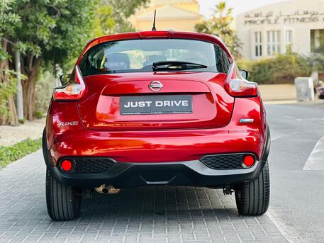 Manama, Vehicles, Cars & Trucks , BHD 2850,  NISSAN JUKE,  2016,  Automatic,  98000 KM,    MODEL BUTTON START AND PERFECTLY MAINTAINED  CAR