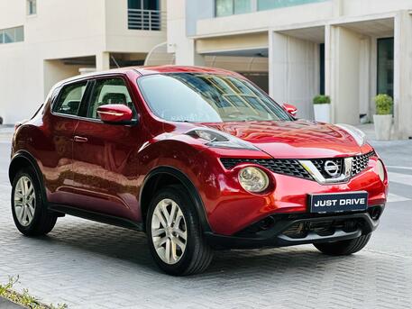 Manama, Vehicles, Cars & Trucks , BHD 2850,  NISSAN JUKE,  2016,  Automatic,  98000 KM,    MODEL BUTTON START AND PERFECTLY MAINTAINED  CAR