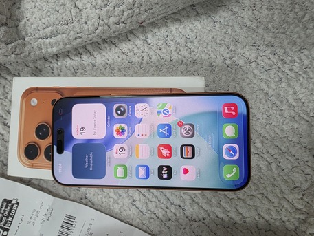 Khobar, Mobile Phones, SAR 4500,  IPhone 17 Pro 256gb Sale Swap With Apple Care Damage Warranty Jarrir Invoice