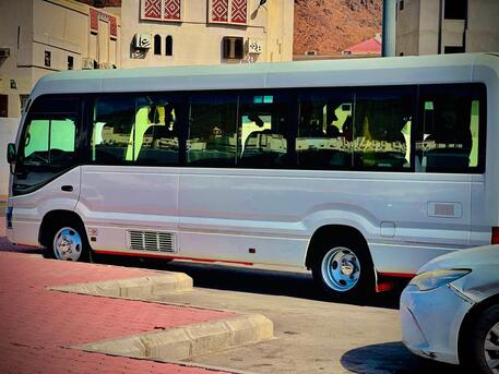 Al-Madinah, Travel, TEXI SERVICE MAKKHA MADINAH ZYARAAT