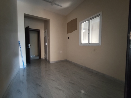 Zinj, Apartments/Houses, BHD 180/year,  1 BR,  Zinj:- 1Bhk Unfurnished Flat On Rent With Ewa.