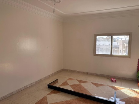 Al Baghdadyiah Al Gharbyia, Rooms Available, SAR 900/month,  Single Room With Separate Bathroom