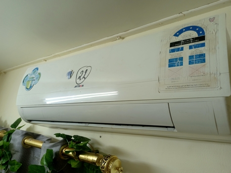 Salmaniya, Electronics, BHD 50,  Split A/C 1.5 Tons