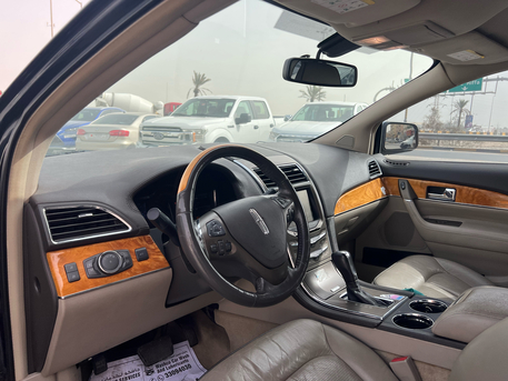 Riffa, Vehicles, Cars & Trucks , BHD 2750,  Lincoln MKX,  2013,  Automatic,  116000 KM,  FORD   Full Option For Sale