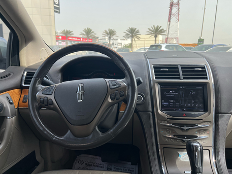 Riffa, Vehicles, Cars & Trucks , BHD 2750,  Lincoln MKX,  2013,  Automatic,  116000 KM,  FORD   Full Option For Sale