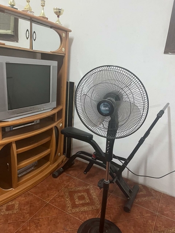 Al Malaz, Furniture, SAR 400,  9 Seater Sofa Set Throw Away Price