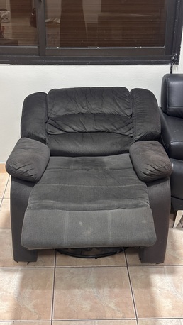 Jeddah, Furniture, SAR 100,  Recliner Sofa