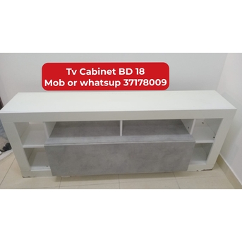 Manama, Furniture, BHD 18,  🌍🌓Tv Cabinet In Good Condition For Sale With Delivery