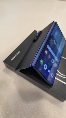 Dammam, Mobile Phones, SAR 5200,  Galaxy Fold 7 Blue 512 GB