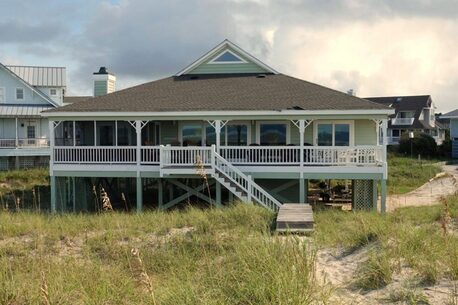 New York, Holiday/Vacation Rentals, USD 1122/day,  3 BR,  Oceanfront Vacation Rental : Wake Up To Ocean Views