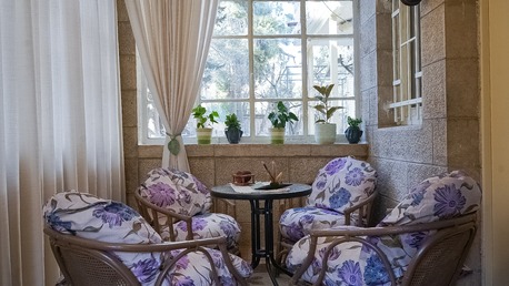 Amman, Apartments/Houses, JOD 12000/year,  Furnished,  2 BR,  Hertige Ground Floor 2B Fully Furnished Apart In Jabal Webdeh 00962777688956