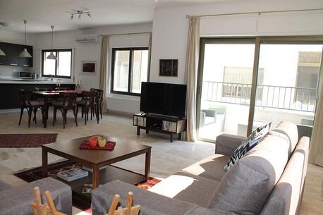 Amman, Apartments/Houses, JOD 16000/year,  Furnished,  3 BR,  Fully Furnished 3B Apart With Baconly In Jabal Webdeh 00962777688956