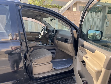 Riyadh, Vehicles, Cars & Trucks , SAR 30000,  Nissan Armada Se,  2012,  Automatic,  412308 KM,  Nissan Armada