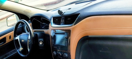 Riyadh, Vehicles, Cars & Trucks , SAR 28000,  Chevrolet Traverse,  2014,  Automatic,  257000 KM,    LT (Semi Full Options)