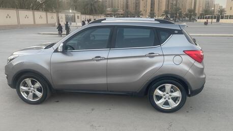 Hara, Vehicles, Cars & Trucks , SAR 25500,  Changan -,  2020,  Automatic,  126000 KM,  Well-maintained Changan CS35  For Sale.