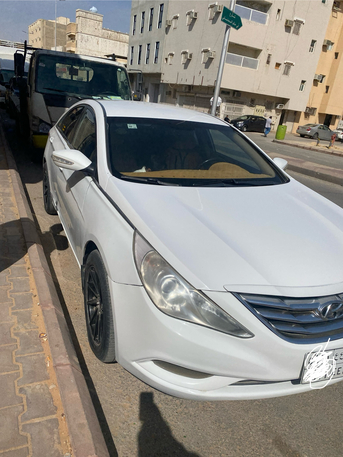 Al Kharj, Vehicles, Cars & Trucks , SAR 24000,  Hyundai Sonata,  2012,  Automatic,  285000 KM,  Sonata Car  Model