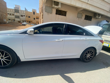 Al Kharj, Vehicles, Cars & Trucks , SAR 24000,  Hyundai Sonata,  2012,  Automatic,  285000 KM,  Sonata Car  Model