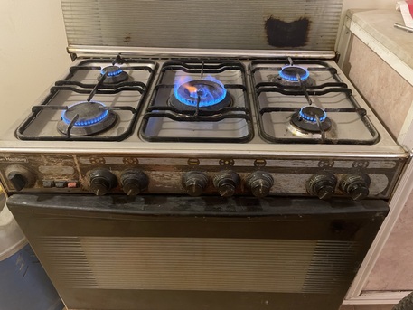 Riyadh, Household Items, SAR 350,  5 Burner Gas Stove For Sale - 350 SAR Only
