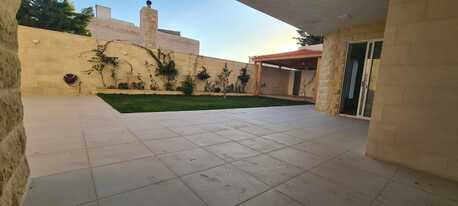 Abdoun, Apartments/Houses, JOD 45000/year,  4 BR,  Semi Furnished 4B Apart With Garden, Pool In Abdoun 00962777688956