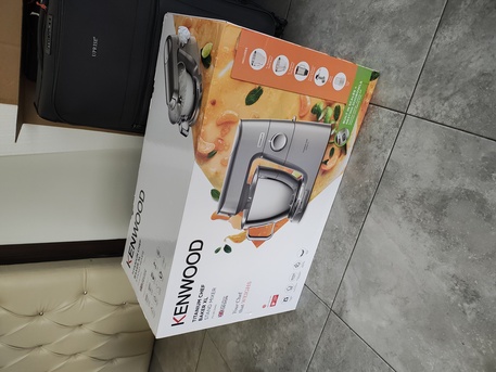 Jeddah, Appliances, SAR 2750,  Kenwood Titanium Baker XL Mixer, Like New For Sale