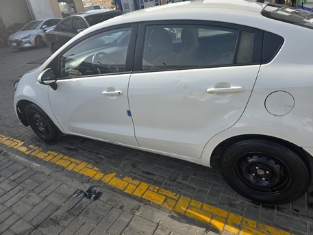 Al Shifa, Vehicles, Cars & Trucks , SAR 17000,  Kia Rio 5-Door,  2016,  Automatic,  300 KM,