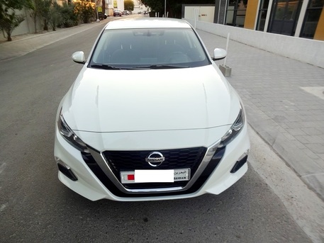 Umm Al Hassam, Vehicles, Cars & Trucks , BHD 5400,  Nissan Altima,  2021,  Automatic,  72000 KM,  New Shape-Excellent Condition # Loan-Trade Facility