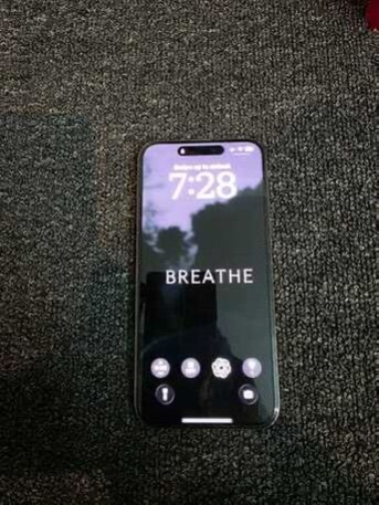 Riyadh, Mobile Phones, SAR 2300,  IPhone 15 Pro, Natural Titanium For Sale