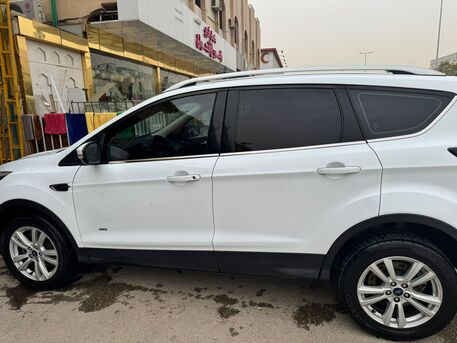 Riyadh, Vehicles, Cars & Trucks , SAR 36000,  Ford Escape,  2019,  Automatic,  157000 KM,  SAR 36000,  SE, , , ,  SUV For Sale