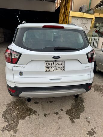 Riyadh, Vehicles, Cars & Trucks , SAR 36000,  Ford Escape,  2019,  Automatic,  157000 KM,  SAR 36000,  SE, , , ,  SUV For Sale