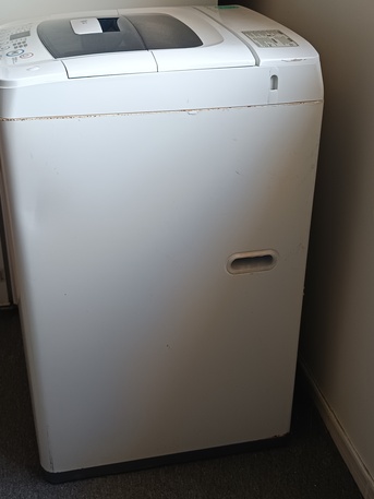 Yanbu, Appliances, SAR 400,  LG Washing Machine Top Loaded. Good Condition