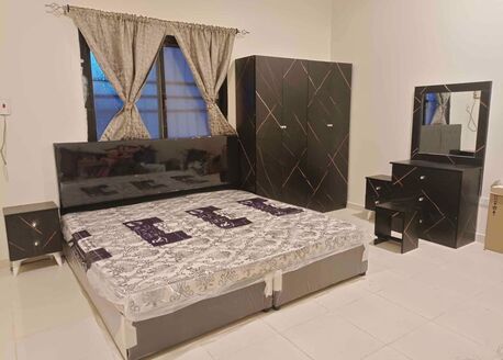 Jeddah, Furniture, SAR 1500,  Complete Bedroom Furniture Set | Double Bed With Mattress & 4-Door Wardrobe