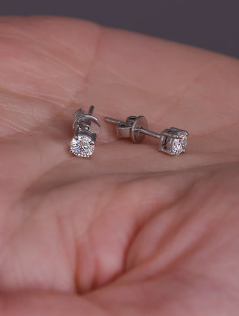 London, Jewelry, GBP 950,  1ct Round Diamond Stud Earrings | Brilliant Premium Studs UK