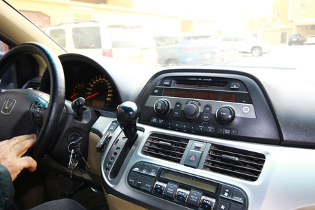 New Industrial City, Vehicles, Cars & Trucks , SAR 15000,  Honda Odyssey,  2008,  Automatic,  319525 KM,   With Sunroof  Model  -Family Car Or Bachelor With Lots Of Frien